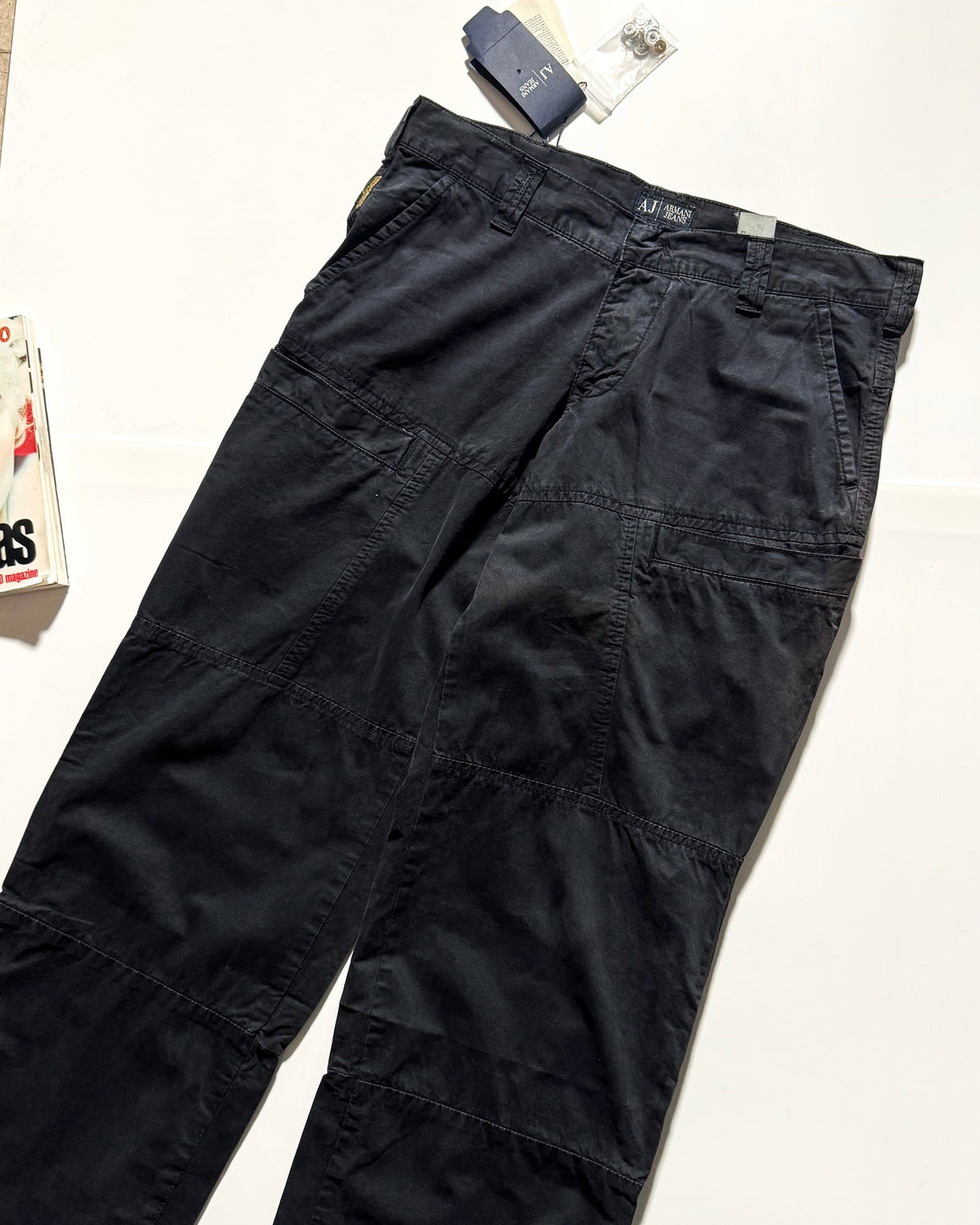 Early 2000s Washed Black Deep Grey Cargo Trousers (30~32)