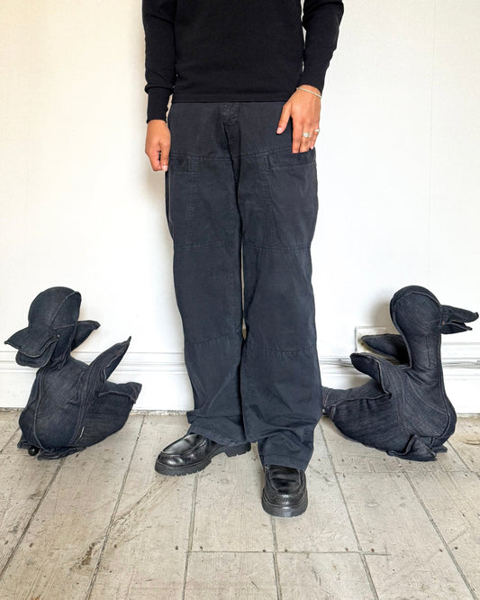 Early 2000s Washed Black Deep Grey Cargo Trousers (30~32)