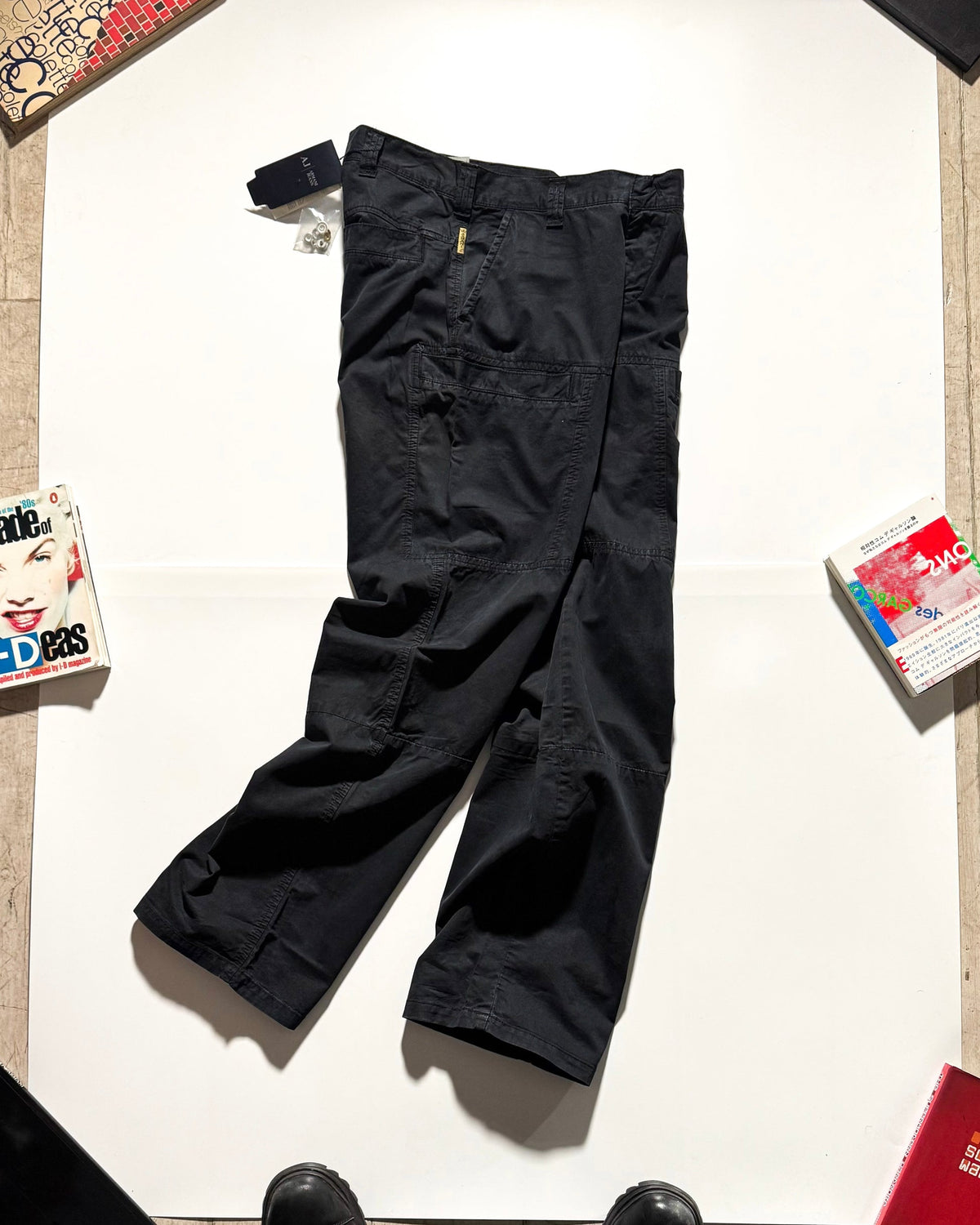 Early 2000s Washed Black Deep Grey Cargo Trousers (30~32)