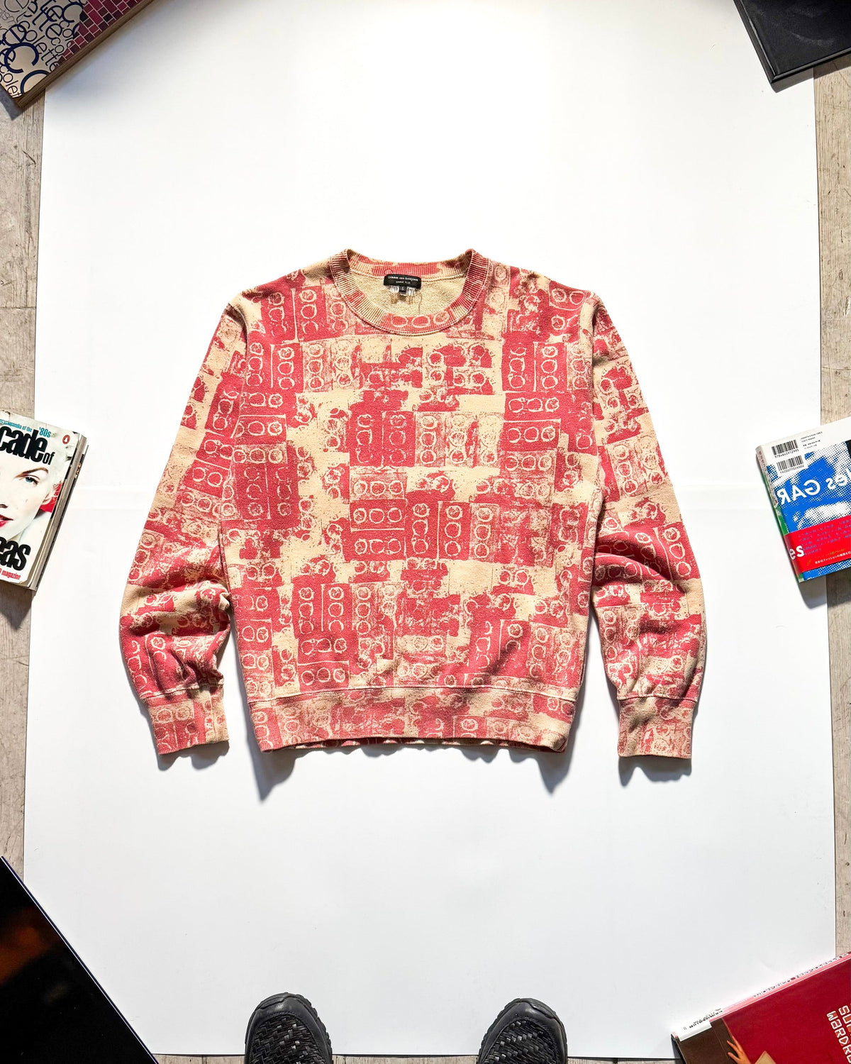 2007 Cream / Dusty Pink Speaker Print Jumper (~M~)